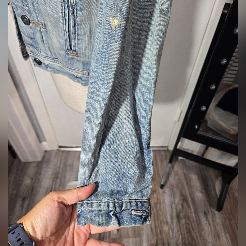 J. Crew Womens Classic Jean Jacket Sz XS Cotton Distressed Denim Blue 21769 - Picture 6 of 10